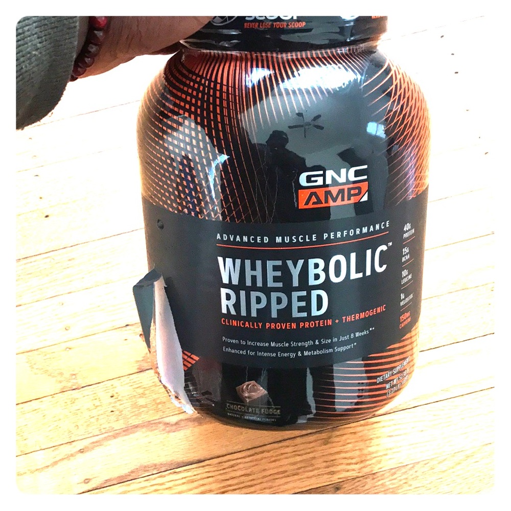 GNC Advance Muscle Performance Wheybolic Ripped